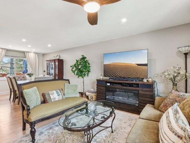 House for sale in Hoffman Estates, Illinois
