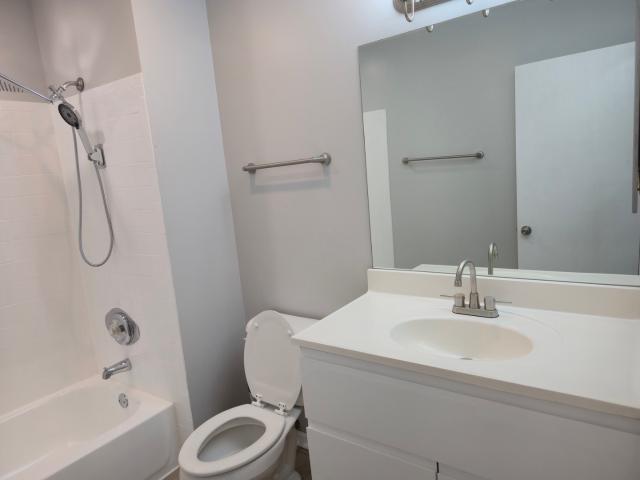 Condo for sale in Wheaton, DuPage County