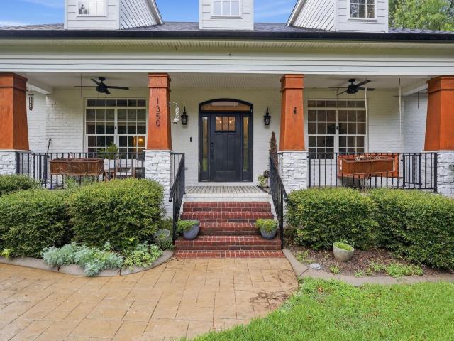 House for sale in Ridgeway, South Carolina