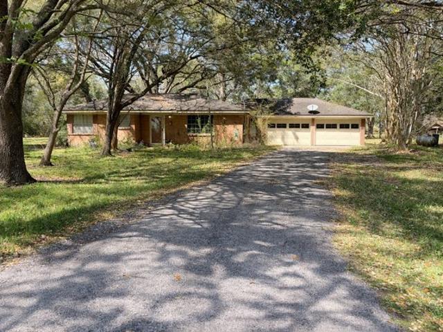 House for sale in Santa Fe, Texas