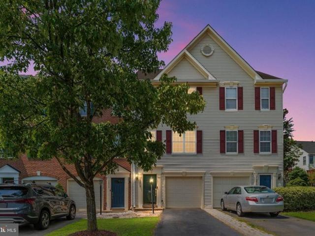 Townhouse for sale in Virginia