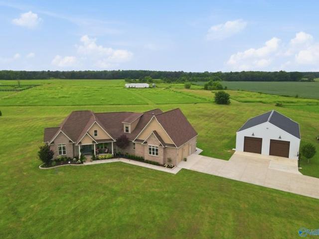 House for sale in Ardmore, Alabama