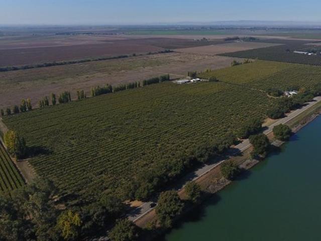 Land for sale in Walnut Grove, California