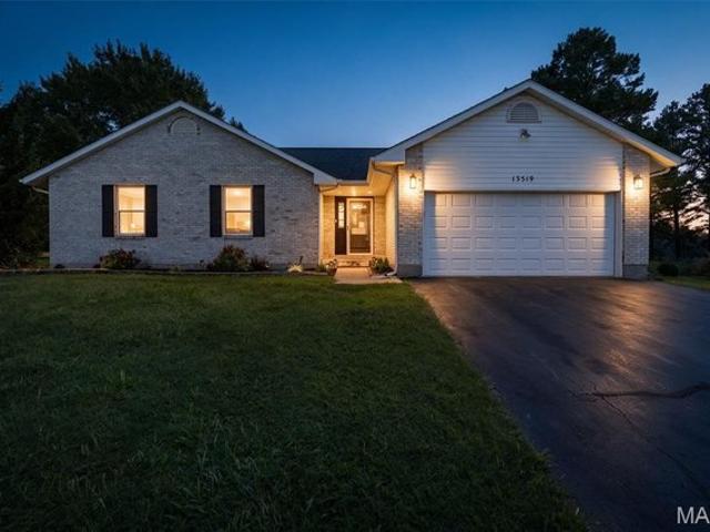 House for sale in Sainte Genevieve, Missouri