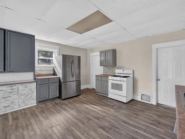 House for sale in Lincoln-King, Racine