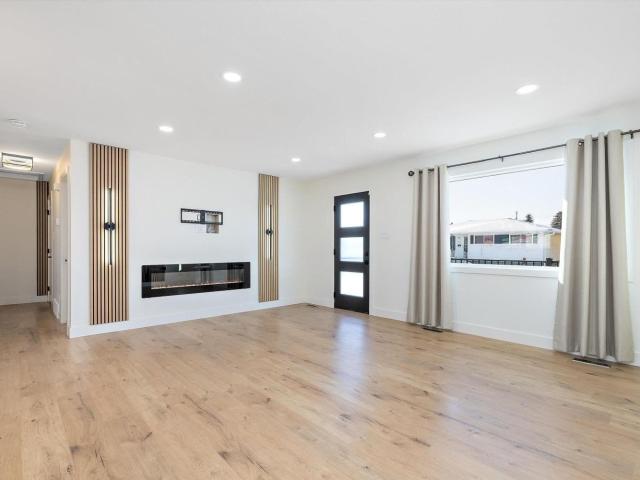 House for sale in Wedgewood, Alberta