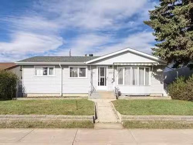 House for sale in Wedgewood, Alberta