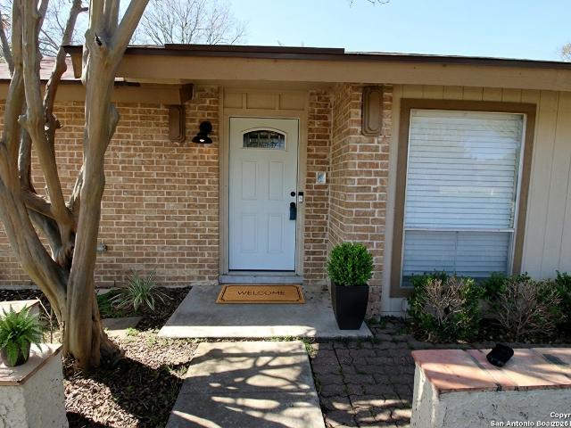 House for sale in Universal City, Texas