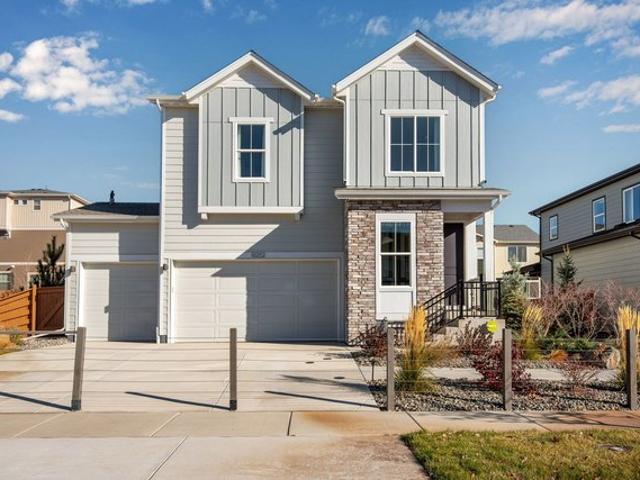 House for sale in Commerce City North, Commerce City