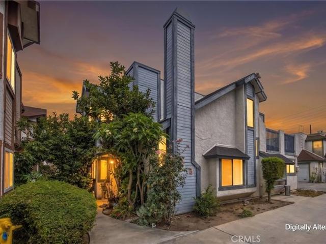 Townhouse for sale in Baldwin Park, California
