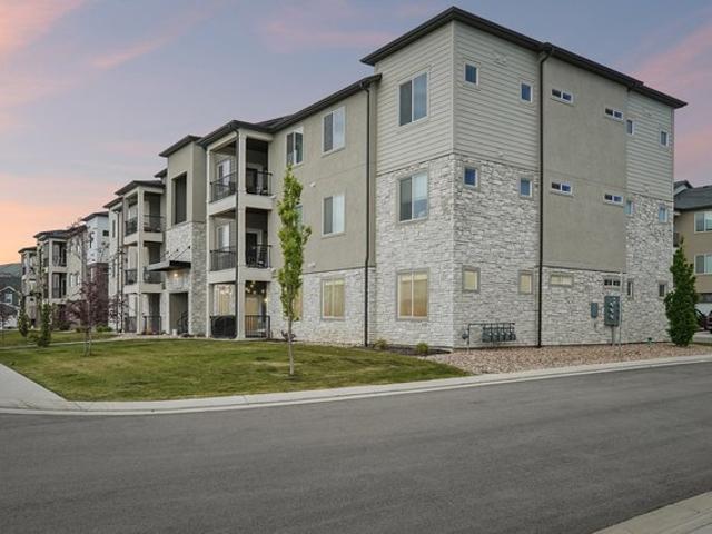 Condo for sale in Riverton, Utah