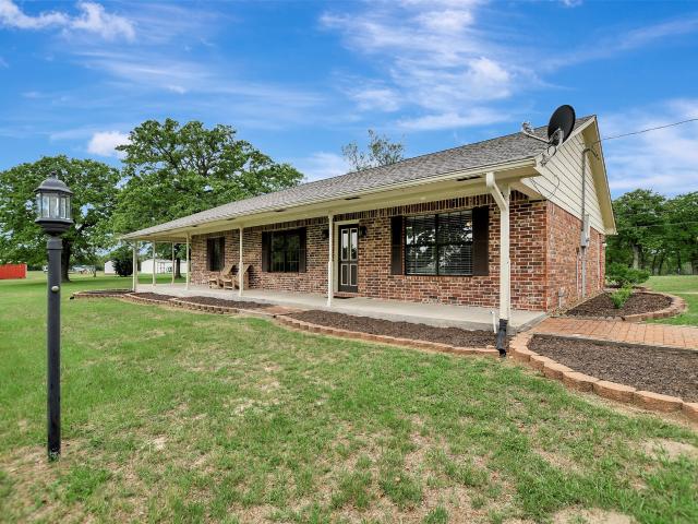 Farm for sale in Leon, Texas