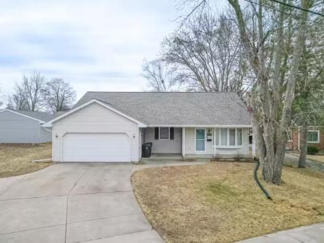 House for sale in De Pere
