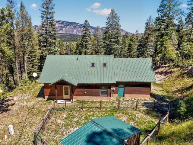 House for sale in Sierra de los Pinos, Jemez Springs