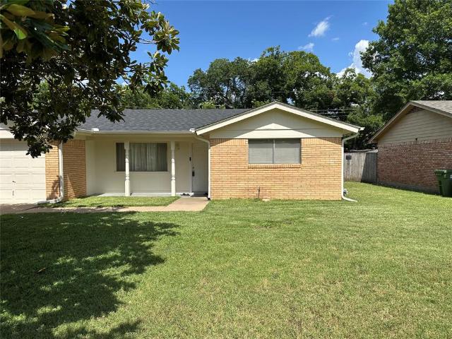 House for sale in Hurst