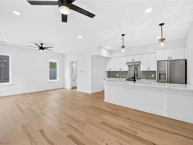 Townhouse for sale in Detroit - Shoreway, Cleveland