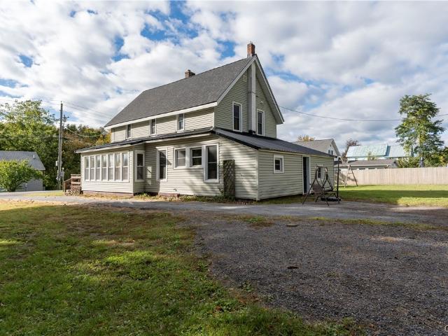 House for sale in Woodlane Village Mobile Home Community, Town of Adams