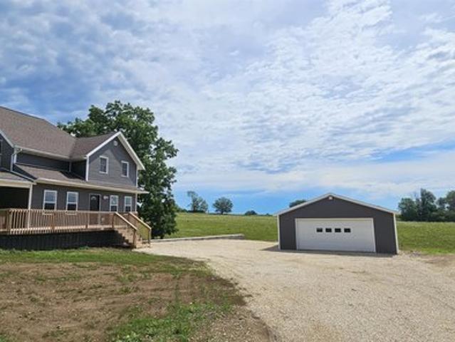 House for sale in Anamosa, Iowa