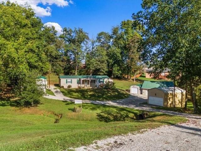 House for sale in Williamstown, West Virginia