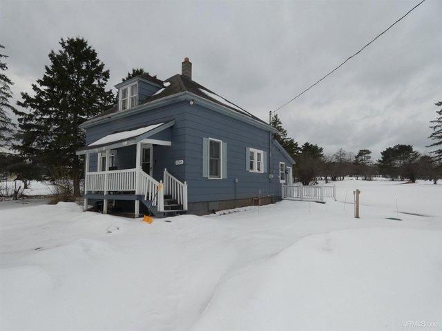 House for sale in Bruce Crossing, Michigan