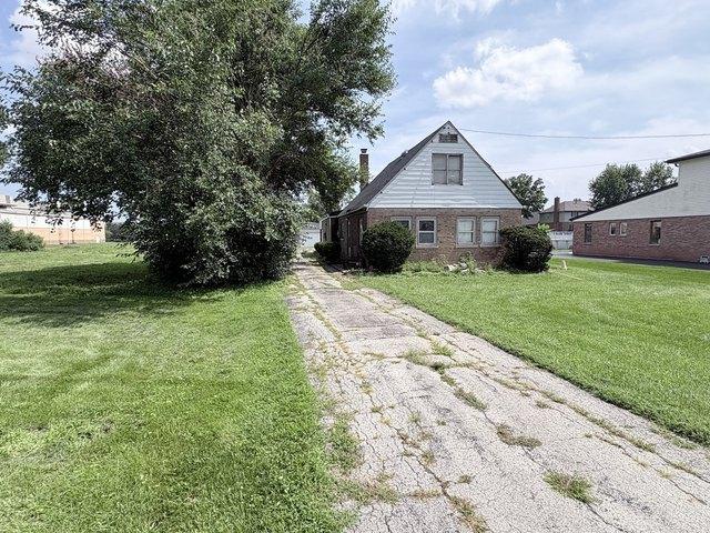 House for sale in Crestwood, Cook County