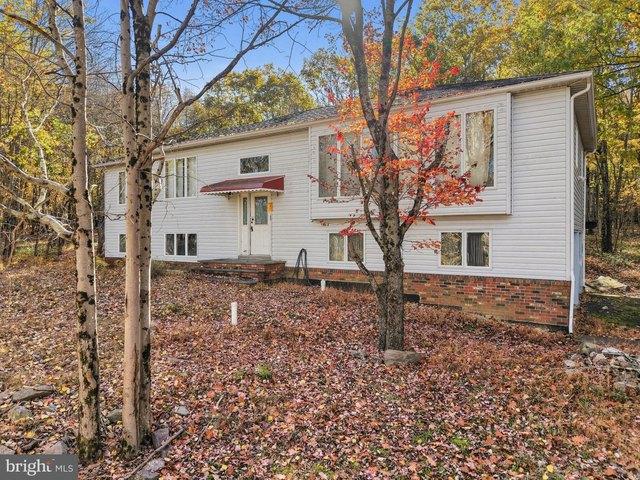 House for sale in Blakeslee, Tobyhanna Township