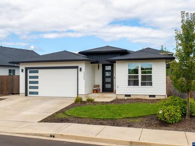 House for sale in Monmouth, Polk County