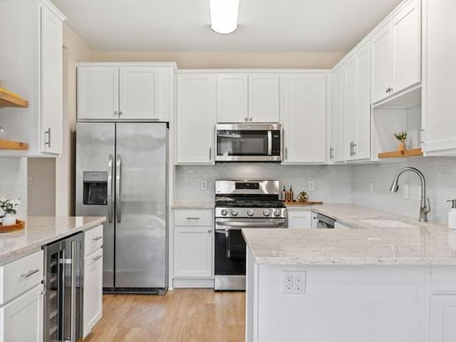 Townhouse for sale in Chaska, Minnesota