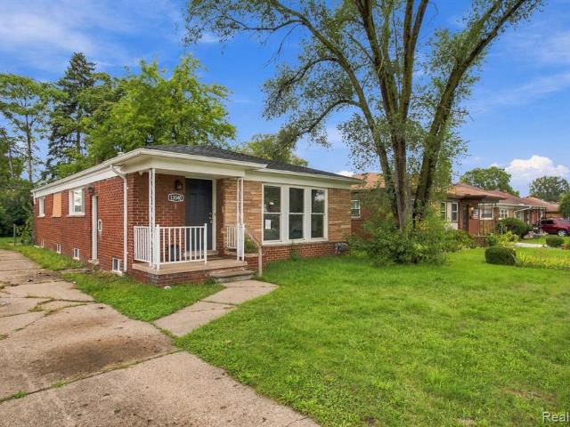 House for sale in Oak Park, Michigan