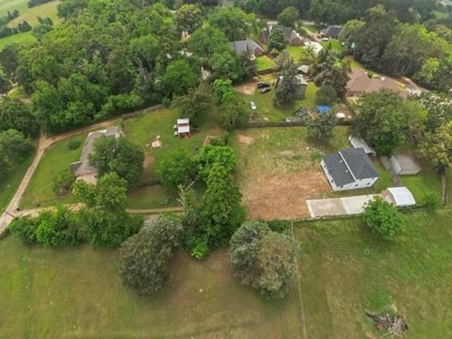 House for sale in Smith, Texas