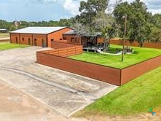 House for sale in Sheridan, Texas