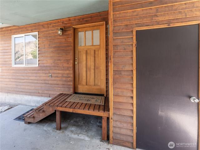 House for sale in Entiat