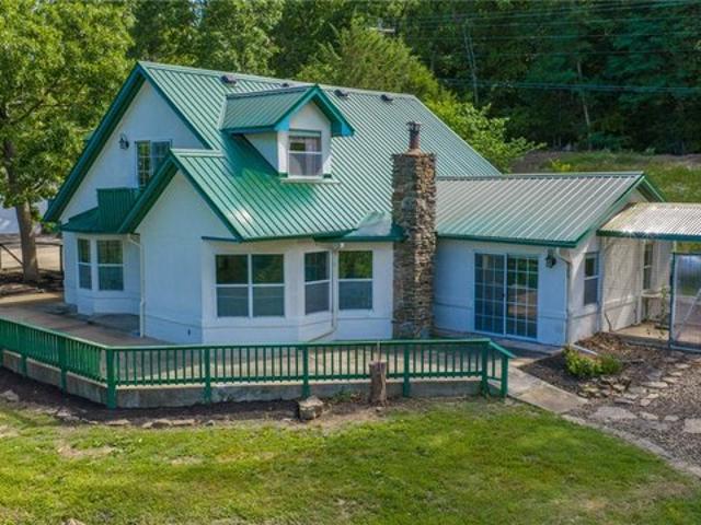 House for sale in Ark