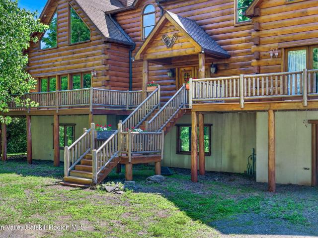House for sale in Bloomington, New York