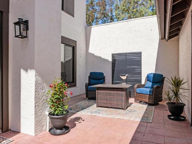 Townhouse for sale in Solana Beach, California