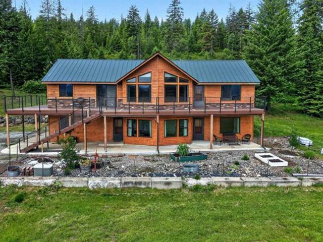 House for sale in Usk, Washington