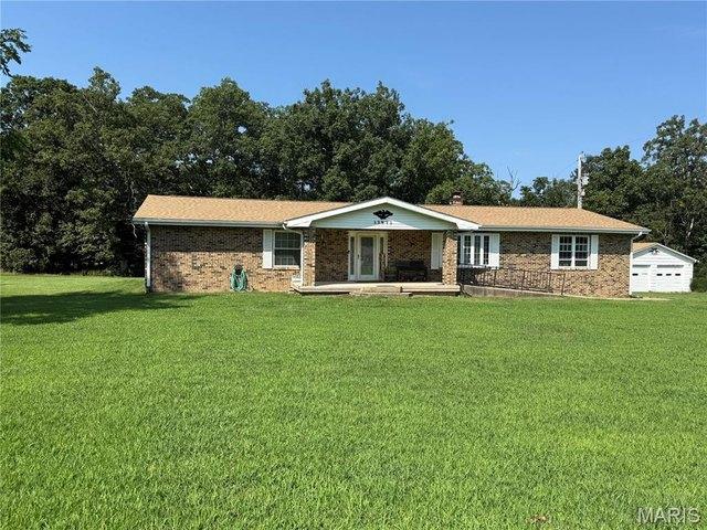 House for sale in Dixon, Missouri