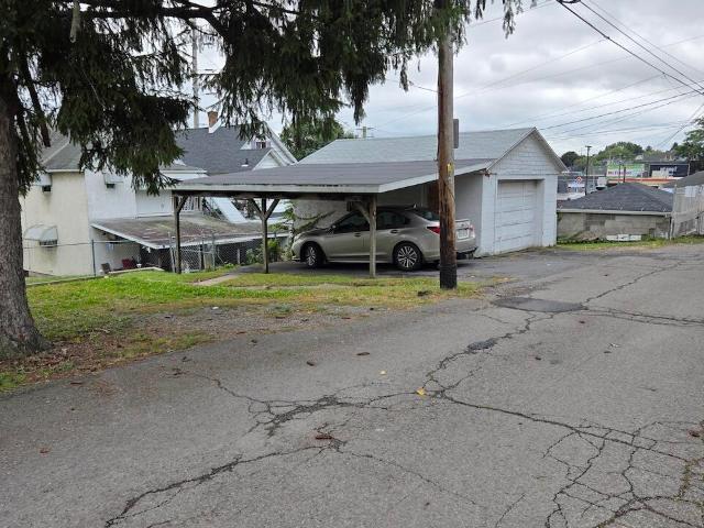 House for sale in Providence, Scranton