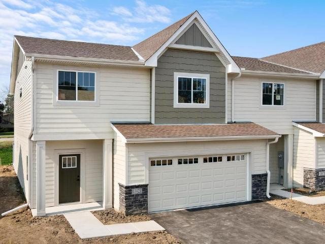 Townhouse for sale in Apple Valley