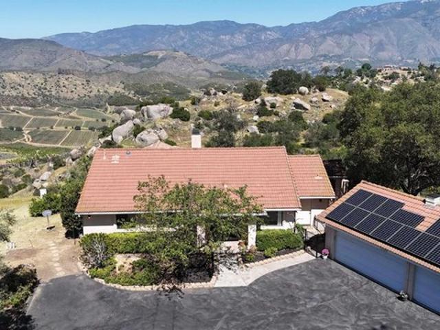 House for sale in Valley Center, California