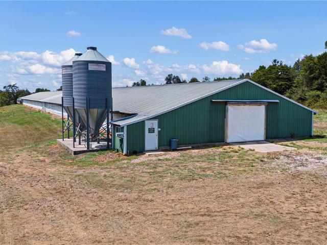 Farm for sale in Ark