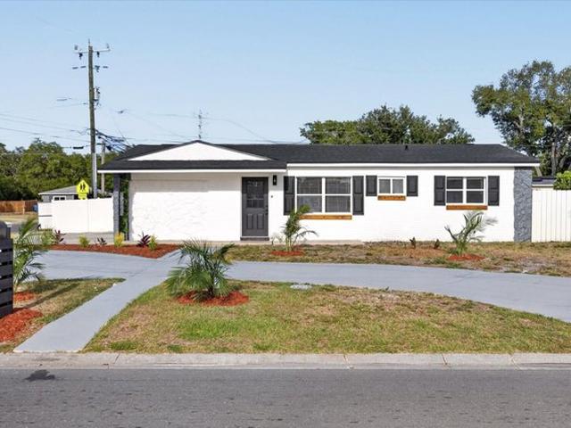House for sale in Largo, Florida