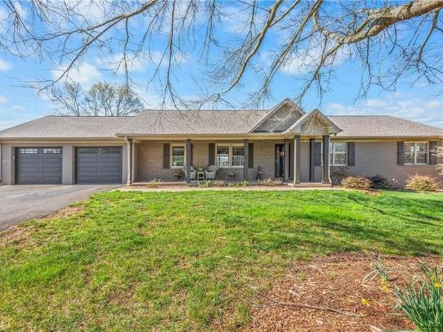 House for sale in Jonesville, North Carolina