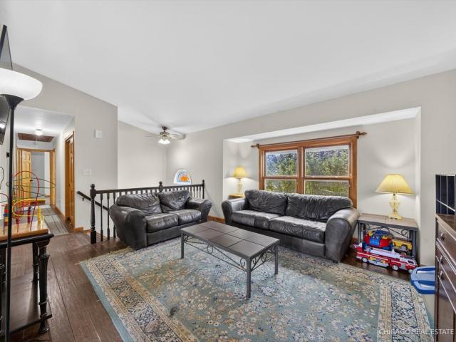 House for sale in Mchenry, Illinois