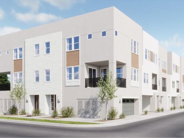 Townhouse for sale in Montebello, California