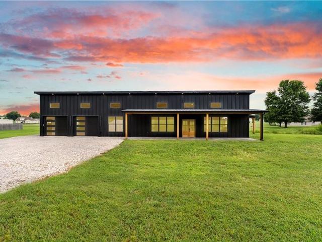 House for sale in Ark