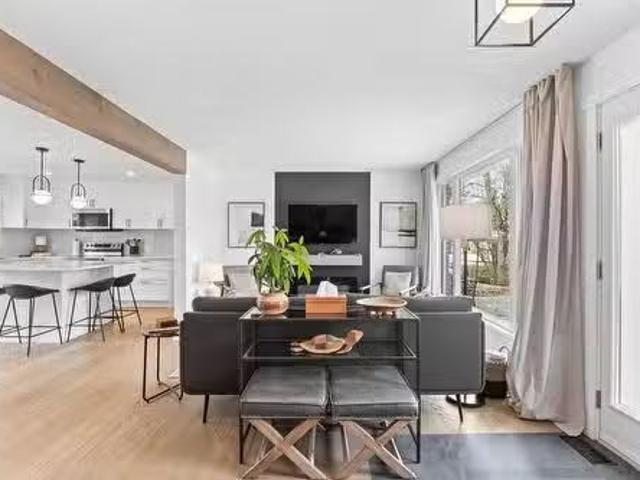 House for sale in Magog