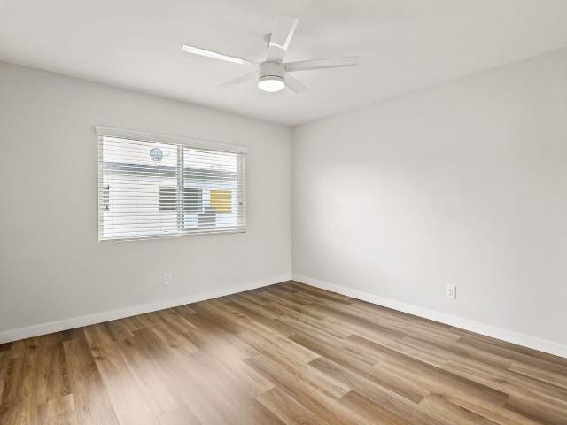 Apartment for rent in Canoga Park, California