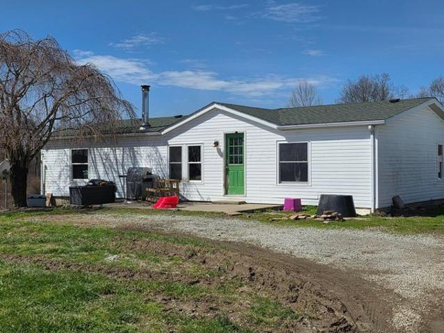 House for sale in Logan, Ohio