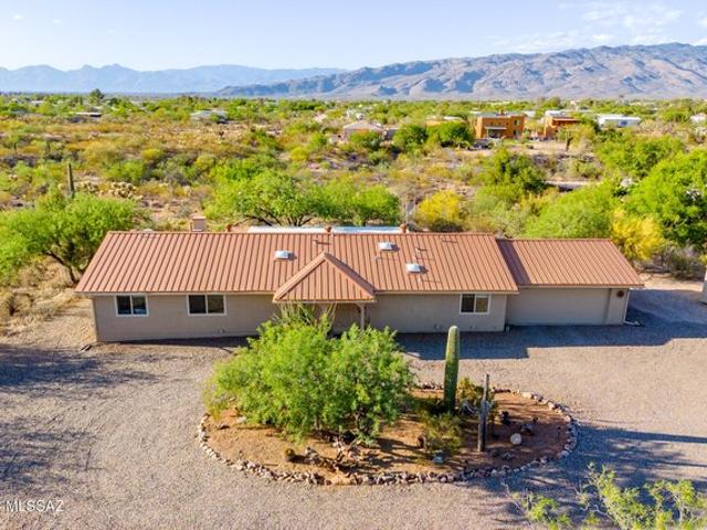 House for sale in Vail, Arizona